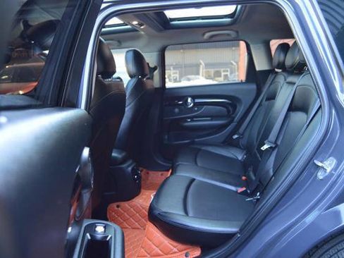 Used 2017 MINI Cooper Clubman S image 11