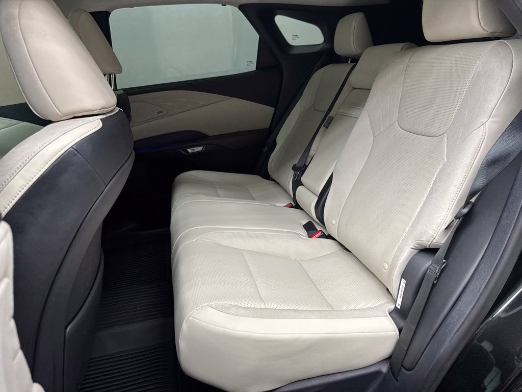 Used 2025 Lexus RX 350 w/ Convenience Package AWD/4WD image 10