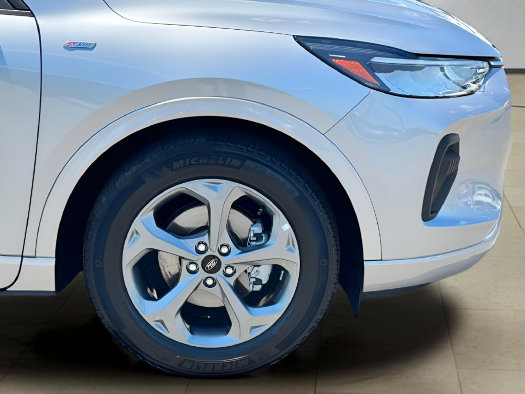Used 2024 Ford Escape ST-Line w/ Tech Pack #1 FWD image 40