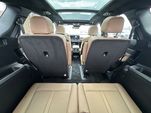 Used 2025 Kia Sorento SX Prestige w/ Olive Brown Leather Package image 14