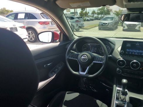 Used 2024 Nissan Sentra SV FWD image 22