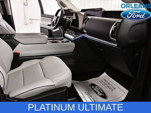 Used 2025 Ford Expedition Platinum w/ Platinum Ultimate Package AWD/4WD image 30