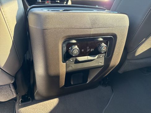 Used 2026 Chevrolet Tahoe Z71 w/ Comfort Package image 42