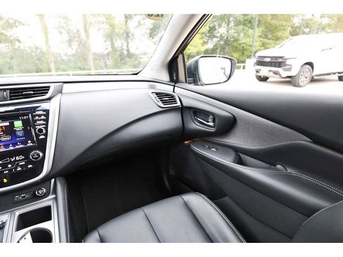 Used 2024 Nissan Murano SL image 8