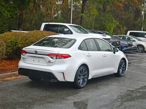 Certified 2023 Toyota Corolla LE image 4