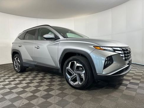 Used 2022 Hyundai Tucson SEL w/ Convenience + Premium Package image 2
