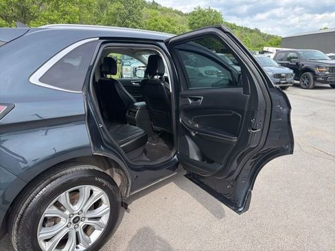 Used 2023 Ford Edge Titanium AWD/4WD image 38