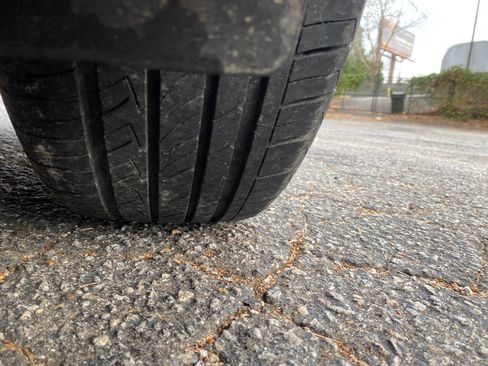 Used 2014 Chevrolet Cruze LS image 10