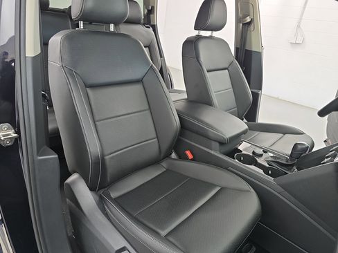 Certified 2023 Volkswagen Atlas SE AWD/4WD image 10