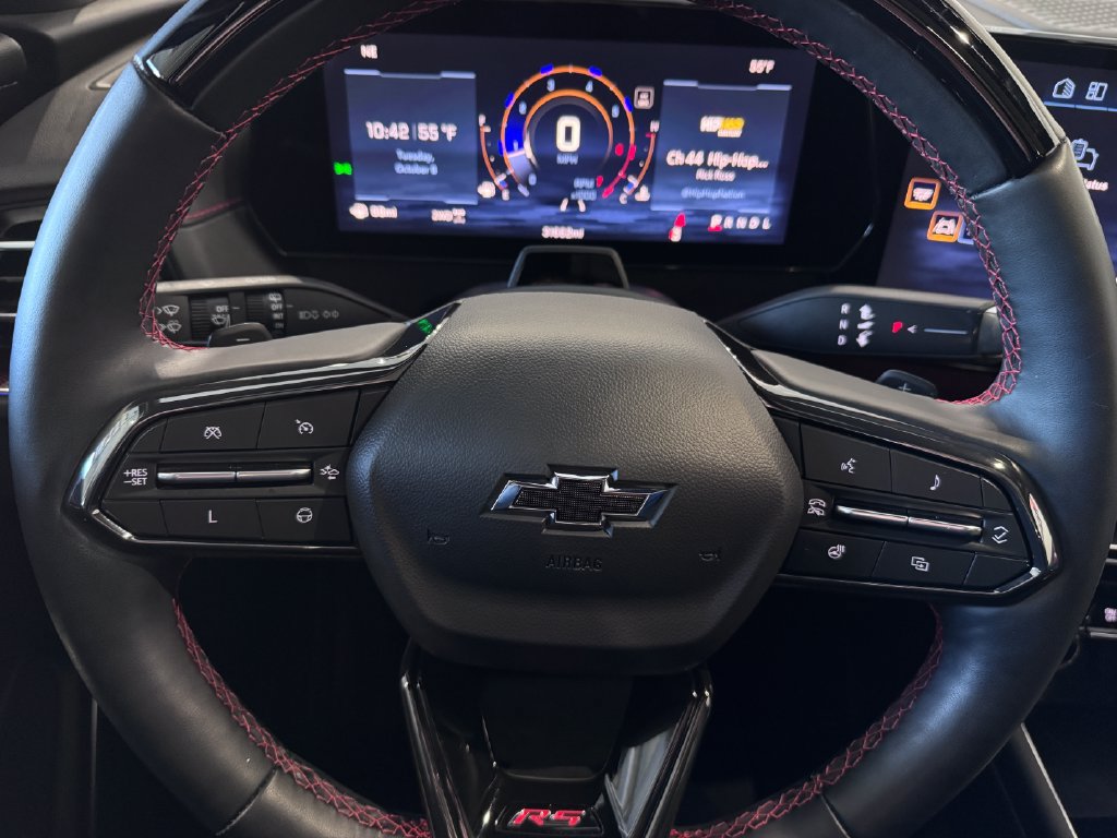 Certified 2025 Chevrolet Traverse RS AWD/4WD image 16