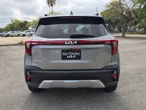 New 2026 Kia Seltos S FWD image 7