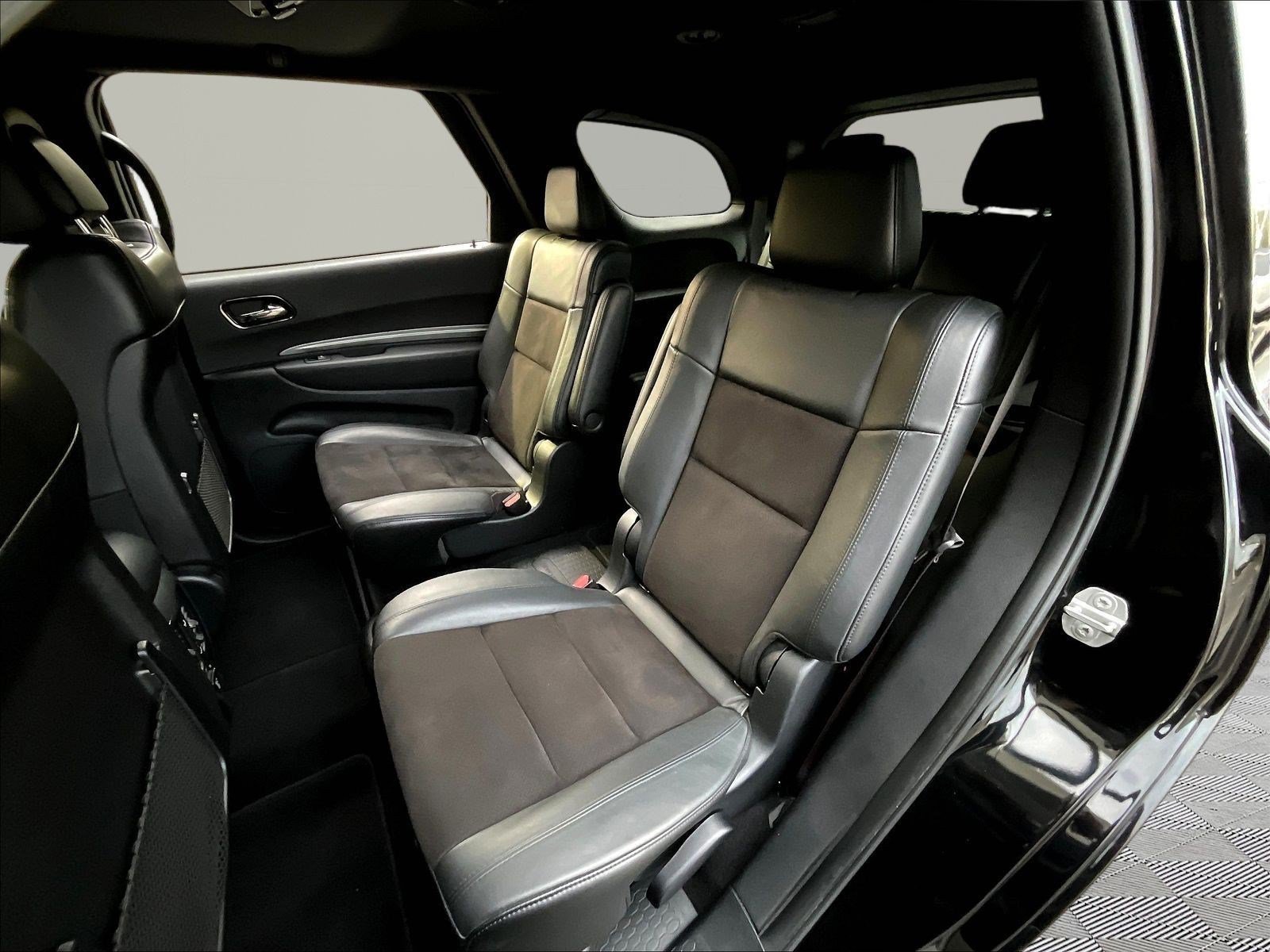 Used 2020 Dodge Durango R/T w/ Blacktop Package AWD/4WD image 21