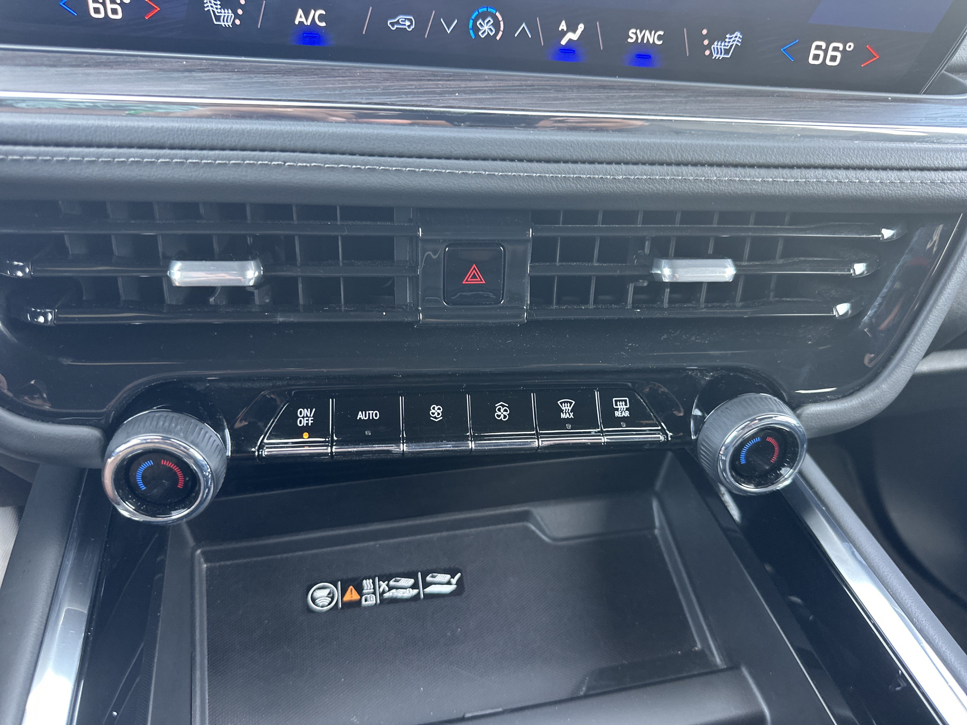 Certified 2025 Chevrolet Tahoe LT AWD/4WD image 34