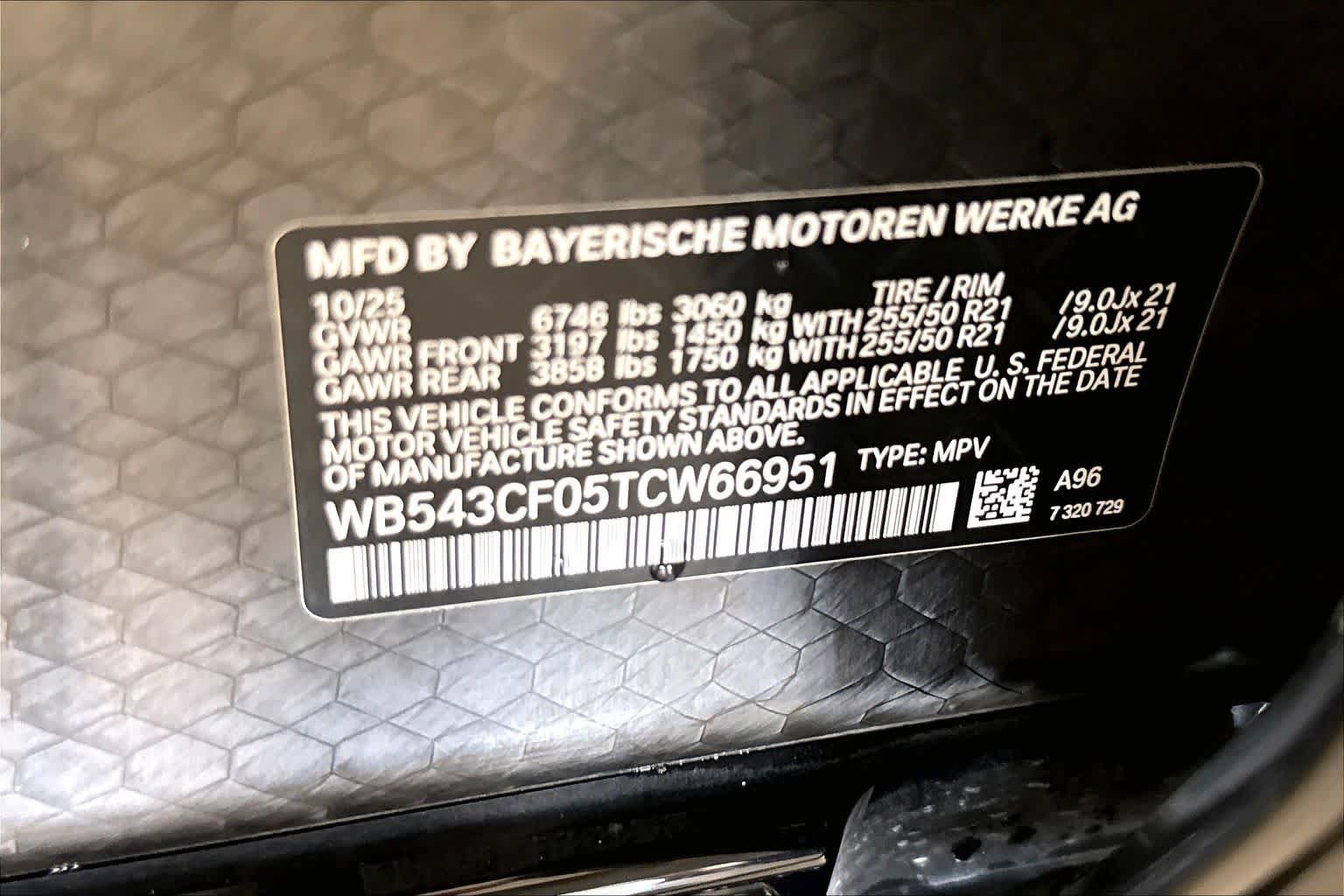 Used 2026 BMW iX xDrive45 w/ M Sport Package AWD/4WD image 29