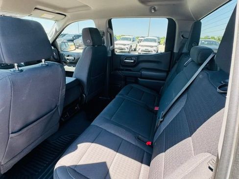 Used 2022 Chevrolet Silverado 1500 Custom RWD image 10