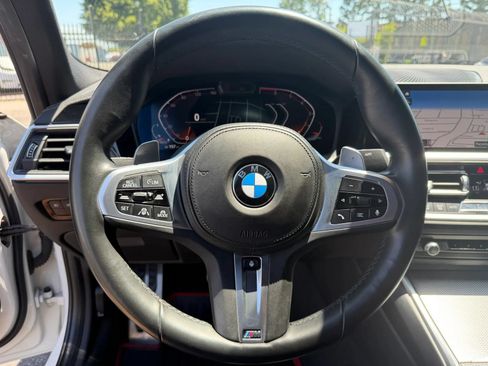 Used 2019 BMW 330i Sedan w/ M Sport Package RWD image 41