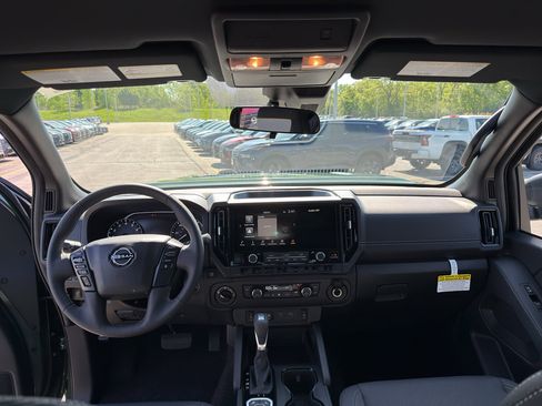 New 2026 Nissan Frontier SV AWD/4WD image 28
