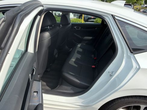 Certified 2024 Honda Civic Touring image 15