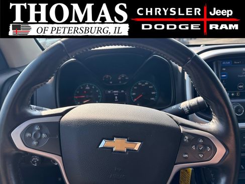 Used 2022 Chevrolet Colorado LT w/ LT Convenience Package AWD/4WD image 21