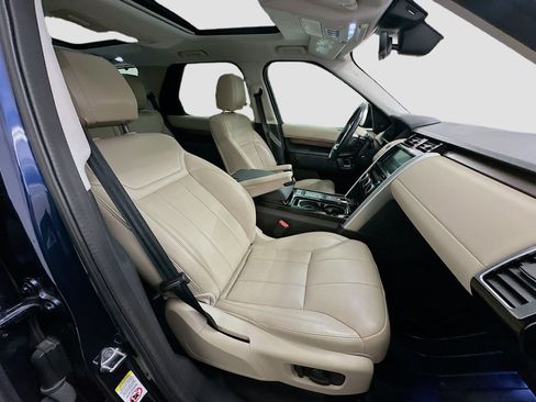 Used 2018 Land Rover Discovery HSE AWD/4WD image 30