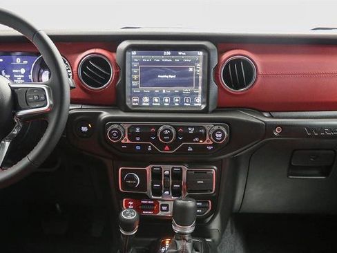 New 2023 Jeep Wrangler Unlimited Rubicon 4xe image 40