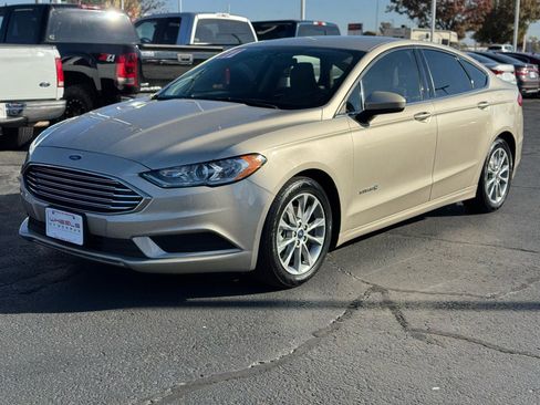 Used 2017 Ford Fusion S image 9