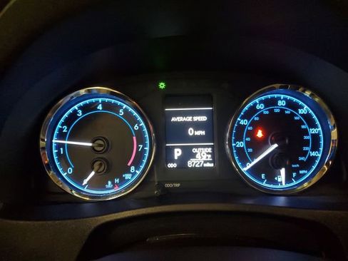 Used 2019 Toyota Corolla LE FWD image 16