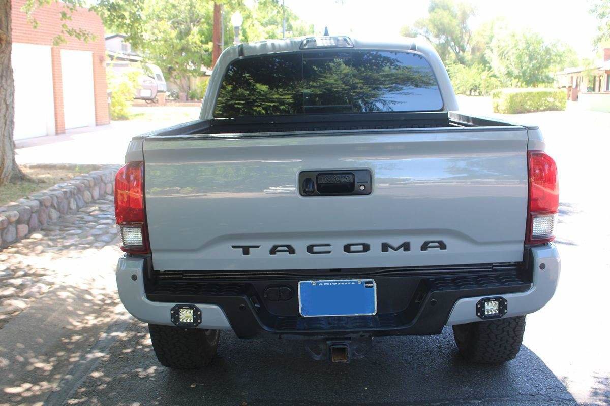 Used 2019 Toyota Tacoma TRD Off-Road AWD/4WD image 5