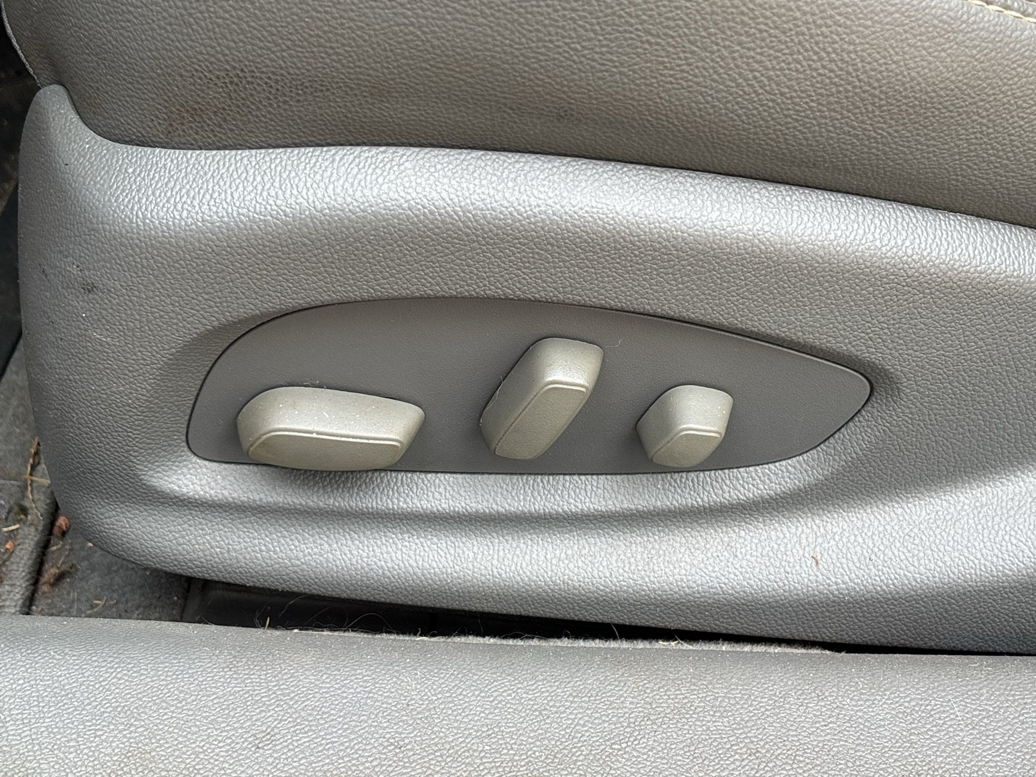 Used 2015 Chevrolet Impala LT w/ Convenience Package FWD image 15