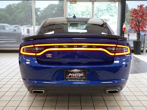 Used 2019 Dodge Charger SXT w/ Blacktop Package AWD/4WD image 16