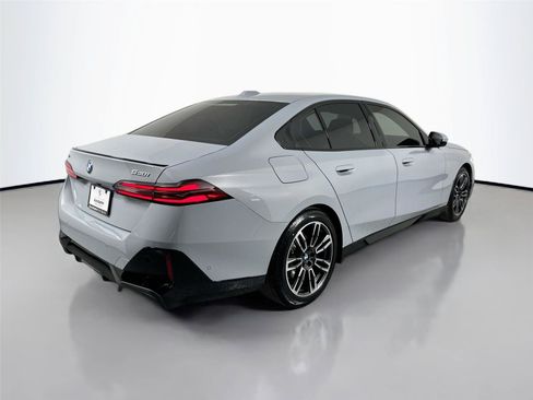 New 2026 BMW 530i xDrive w/ M Sport Package AWD/4WD image 9