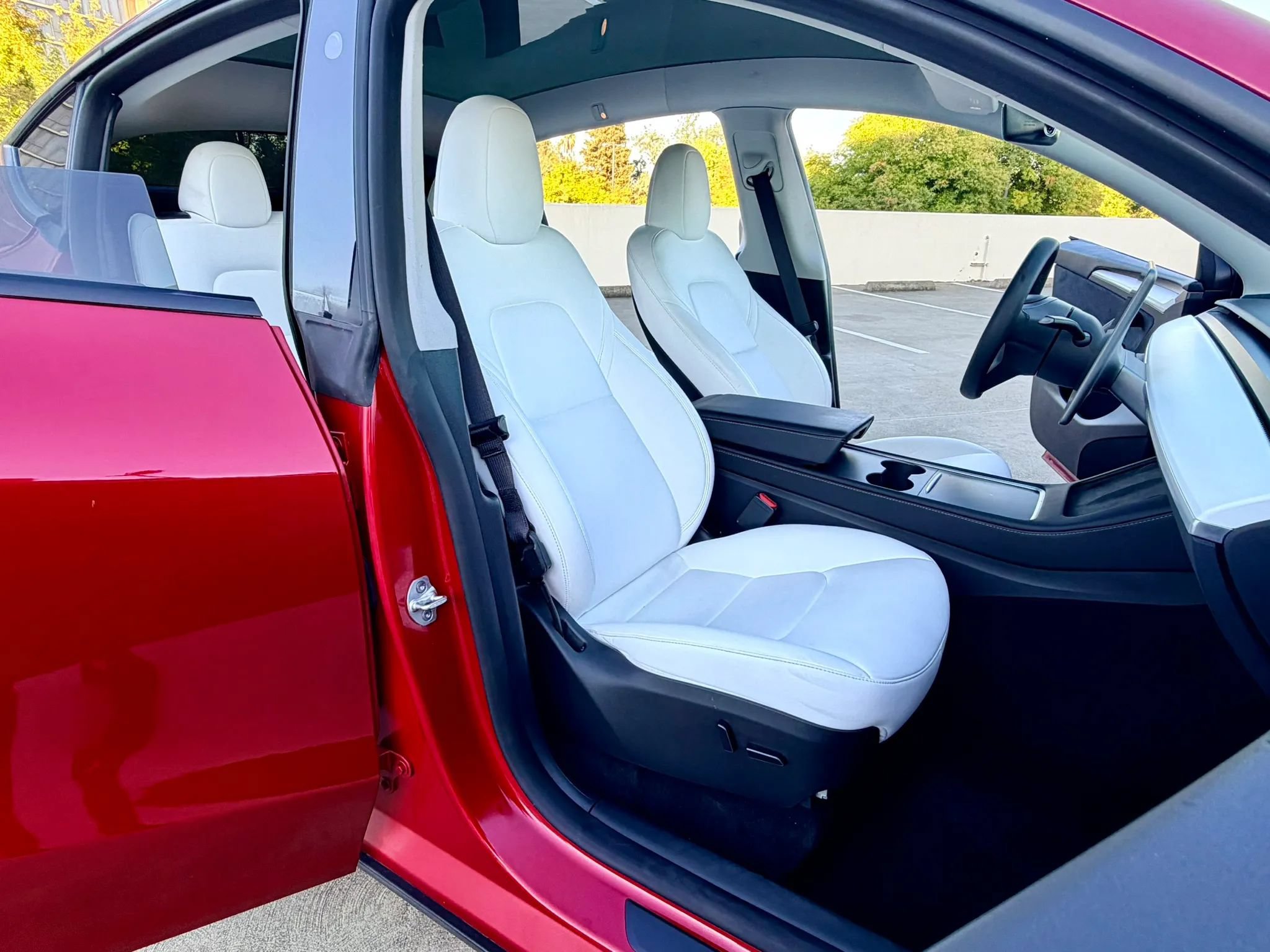 Used 2023 Tesla Model Y Long Range AWD/4WD image 20