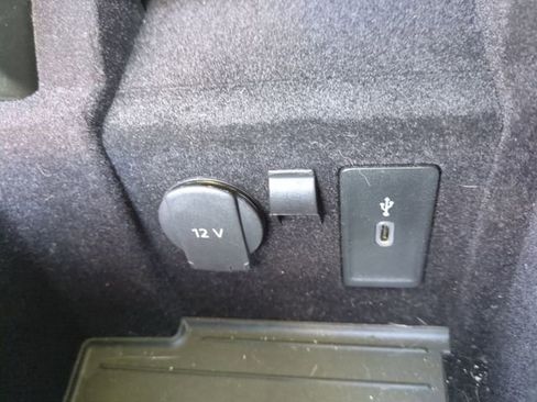 Used 2022 Porsche Panamera GTS image 26