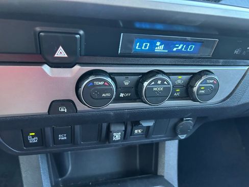 Used 2023 Toyota Tacoma SR5 w/ Technology Package RWD image 27