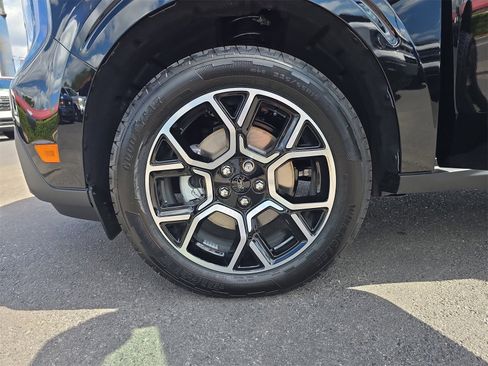 New 2025 Ford Maverick Lariat w/ 4K Tow Package image 27