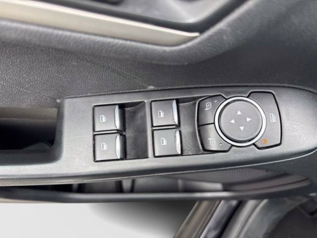 Used 2022 Ford Escape SE FWD image 14