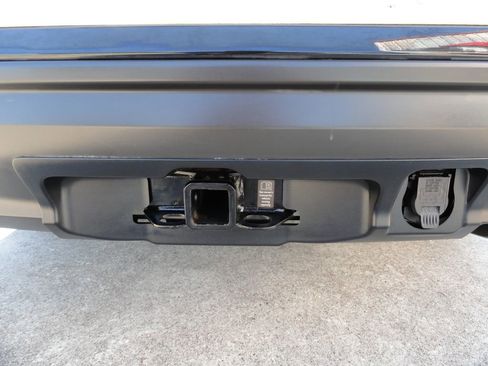 Used 2019 Nissan Pathfinder SL image 36