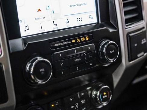 Used 2019 Ford F250 Lariat w/ Lariat Value Package image 28