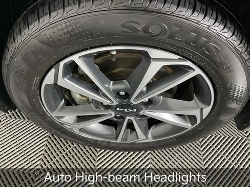 Certified 2024 Kia Forte LXS w/ LXS Technology Package image 11