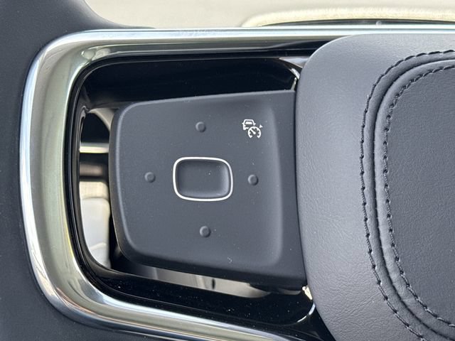 New 2026 Lincoln Nautilus Premier AWD/4WD image 38