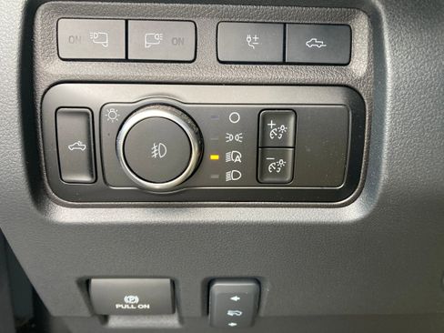 Certified 2024 Ford F350 Platinum w/ FX4 Off-Road Package image 27