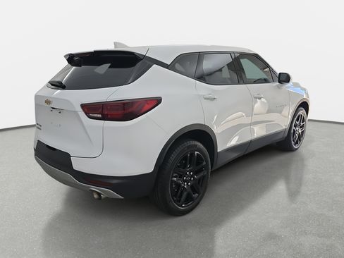 Used 2023 Chevrolet Blazer LT w/ Driver Confidence Package image 3