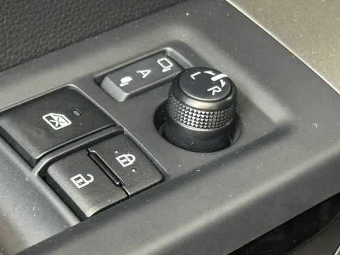 Used 2026 Toyota Tundra Limited w/ Power Package AWD/4WD image 12