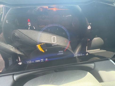 Used 2025 Chevrolet TrailBlazer LT AWD/4WD image 4