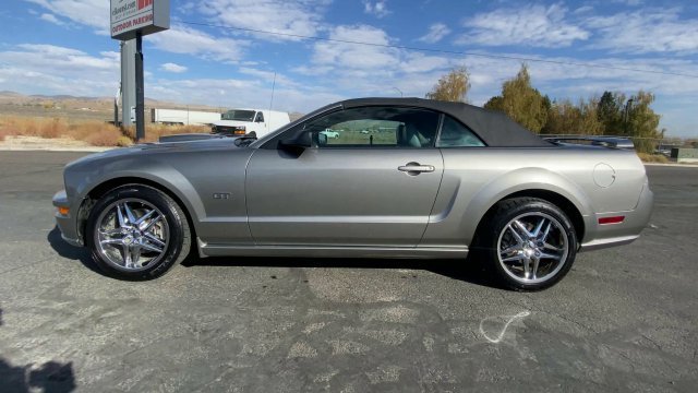 Used 2008 Ford Mustang GT RWD image 5