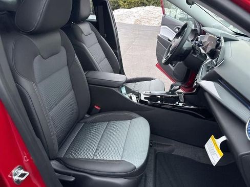 New 2026 Chevrolet Trax LT w/ LT Convenience Package image 26