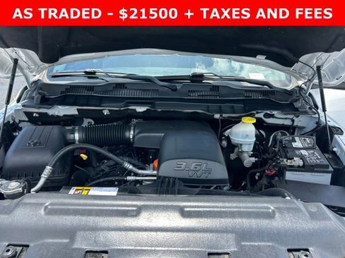 Used 2021 RAM 1500 Express RWD image 11