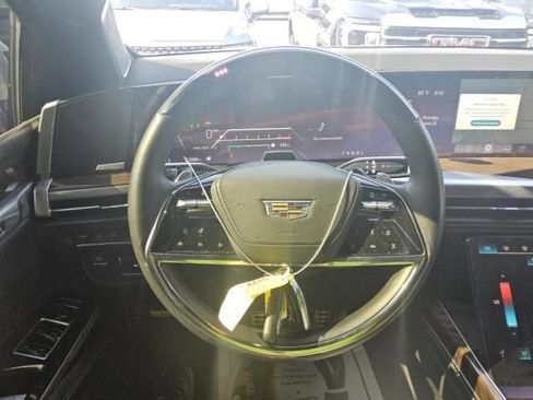Used 2025 Cadillac Escalade Sport Platinum w/ LPO, ONYX Package RWD image 4