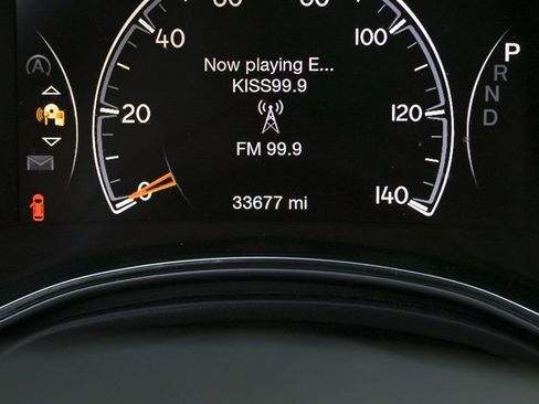 Used 2021 Jeep Grand Cherokee Laredo X image 24