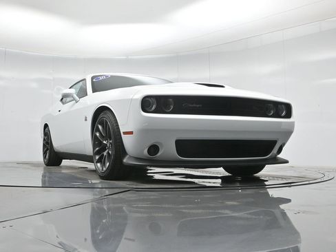 Used 2020 Dodge Challenger R/T Scat Pack RWD image 44